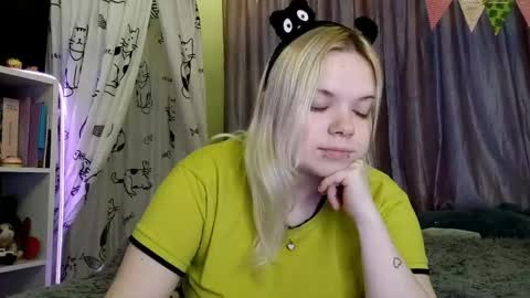 Snapshot of mairaspratlen chatting on 27, 2, 2026 Karen online show from 27, 2, 2026