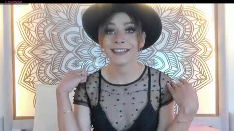 Snapshot of maiskeenzamara chatting on 6, 2, 2026 Zamara.... online show from 6, 2, 2026