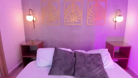 MAJO ROSE  online show from 11, 10, 2025