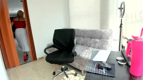 Majo Soussa online show from 6, 2, 2025