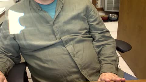 Snapshot of majormike34 chatting on 11, 12, 2024 majormike34 online show from 11, 12, 2024