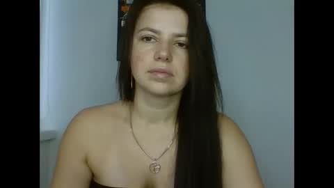 make_mesmile online show from 29, 11, 2025