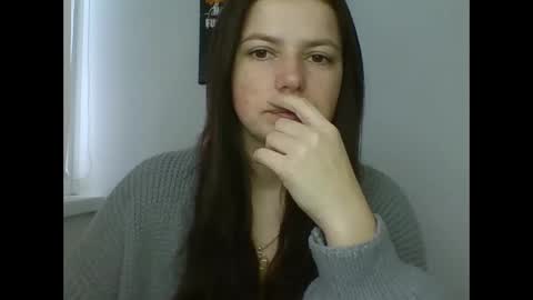 make_mesmile online show from 5, 2, 2026