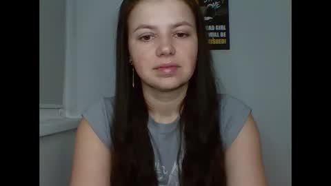 make_mesmile online show from 25, 2, 2026