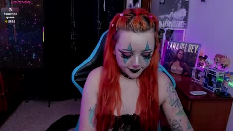 Snapshot of maki33_ chatting on 13, 4, 2026 petite clown online show from 13, 4, 2026