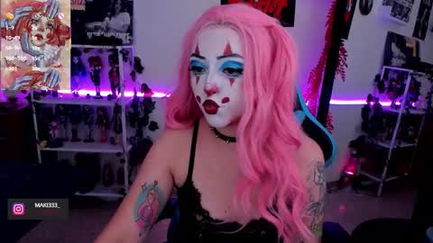 Snapshot of makii_33 chatting on 25, 9, 2025 ... ... online show from 25, 9, 2025