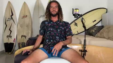 Mack  Makingmoans Twitter online show from 27, 7, 2026