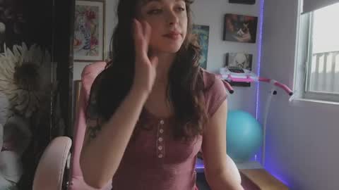 Snapshot of makiyahbelle2 chatting on 23, 4, 2026 MakiyahBelle online show from 23, 4, 2026