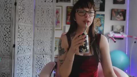 Snapshot of makiyahbelle2 chatting on 10, 6, 2026 MakiyahBelle online show from 10, 6, 2026