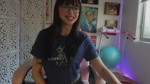 Snapshot of makiyahbelle2 chatting on 3, 7, 2026 MakiyahBelle online show from 3, 7, 2026