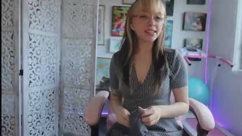 Snapshot of makiyahbelle2 chatting on 31, 7, 2026 MakiyahBelle online show from 31, 7, 2026