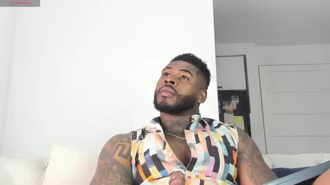 Snapshot of makonneen chatting on 5, 6, 2026 Makonnen online show from 5, 6, 2026