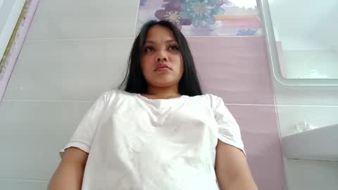 Snapshot of makulato chatting on 2, 6, 2026 Maya online show from 2, 6, 2026
