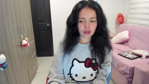 Snapshot of mal_norma chatting on 2, 2, 2025 Mal Norma online show from 2, 2, 2025