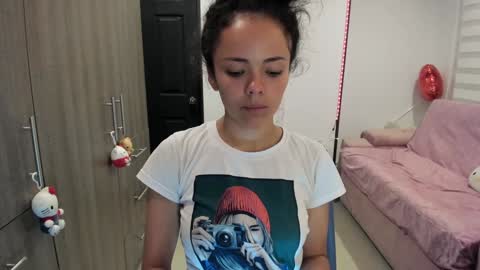 Snapshot of mal_norma chatting on 3, 2, 2025 Mal Norma online show from 3, 2, 2025