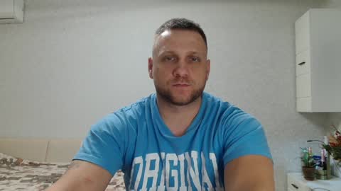 Snapshot of malchyshka chatting on 2, 1, 2025 malchyshka online show from 2, 1, 2025