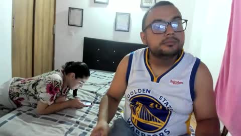 malcom y sara  online show from 8, 1, 2025