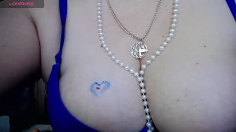 Madlen online show from 5, 3, 2025