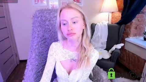 Malena online show from 28, 2, 2025