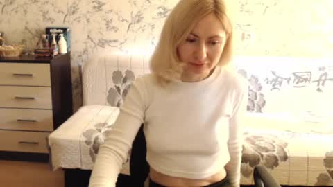 Snapshot of malenamila chatting on 30, 9, 2025 Malena online show from 30, 9, 2025
