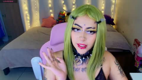 Snapshot of maliciaxpoison chatting on 18, 5, 2026 maliciaxpoison online show from 18, 5, 2026
