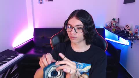 Snapshot of malik_harrison_ chatting on 5, 2, 2025 Malik  online show from 5, 2, 2025