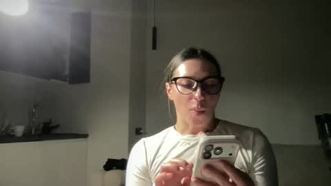 Snapshot of malina568708 chatting on 3, 2, 2026 malina568708 online show from 3, 2, 2026