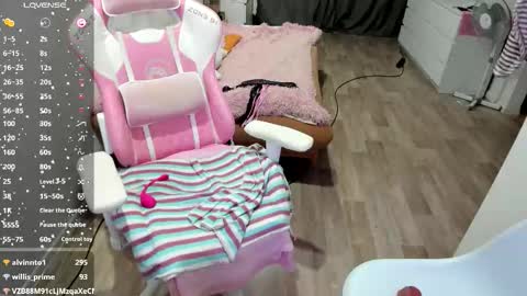malina_lovely online show from 24, 10, 2025
