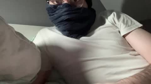 Snapshot of malinxlelynx_ chatting on 22, 2, 2025 Charlyyee online show from 22, 2, 2025