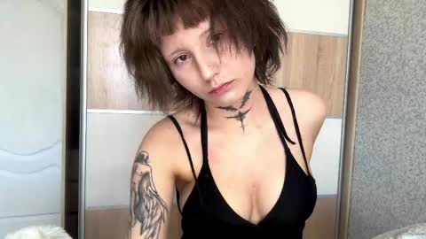 Snapshot of malliissa chatting on 15, 4, 2026 Eva online show from 15, 4, 2026