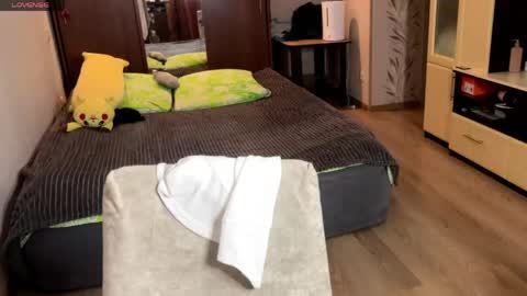 Jinny online show from 15, 4, 2026