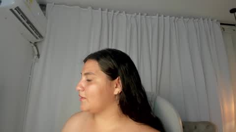 Snapshot of malva__ chatting on 1, 10, 2025 malva__ online show from 1, 10, 2025