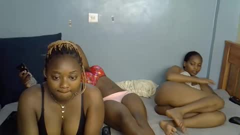 mama_pussie online show from 26, 10, 2025