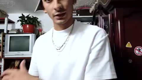 Snapshot of mamm7772024 chatting on 3, 2, 2026 Mickey online show from 3, 2, 2026