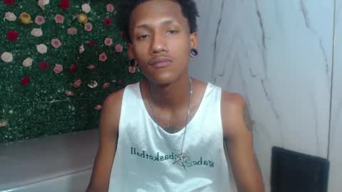 Snapshot of man_sant11 chatting on 25, 5, 2026 man_sant11 online show from 25, 5, 2026