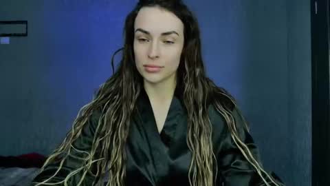 MandiBrooks online show from 11, 4, 2026