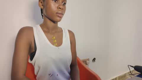 Snapshot of mandymia chatting on 13, 10, 2025 mandymia online show from 13, 10, 2025