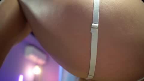 Snapshot of mandypeas chatting on 29, 5, 2026 Anto Lovense is Active My pleasure is in your hands Private is Open online show from 29, 5, 2026