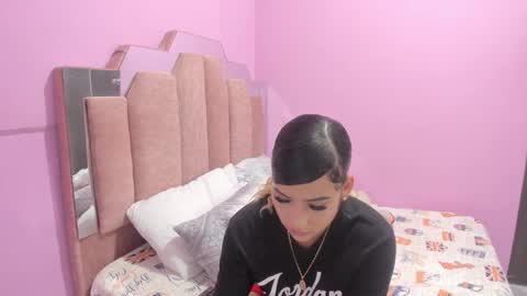 Snapshot of manelykgonzalez chatting on 17, 9, 2025 M A N E L I K online show from 17, 9, 2025