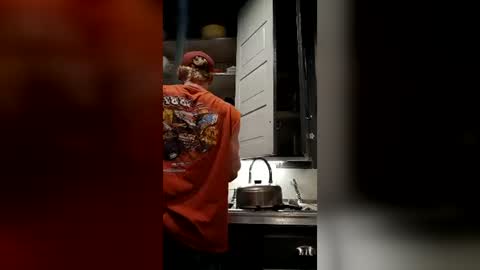 Snapshot of manoftheyear07 chatting on 10, 7, 2026 manoftheyear07 online show from 10, 7, 2026