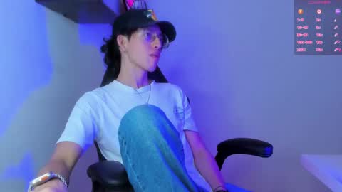 Snapshot of manu_vera8 chatting on 13, 2, 2025 Manuel online show from 13, 2, 2025