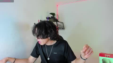 Manuel online show from 18, 10, 2025