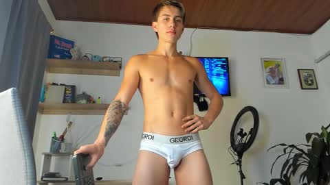 manucute 23  online show from 22, 12, 2025