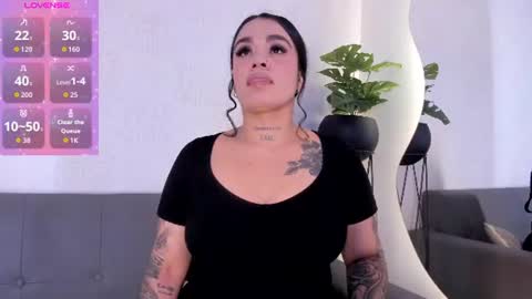 manuela_montes_ online show from 20, 6, 2026