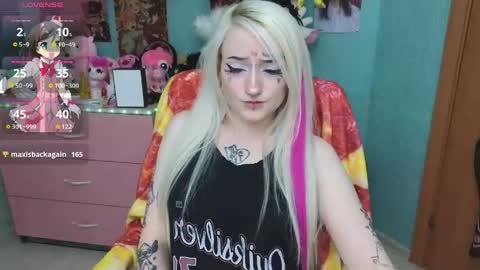 Manuela online show from 7, 6, 2026