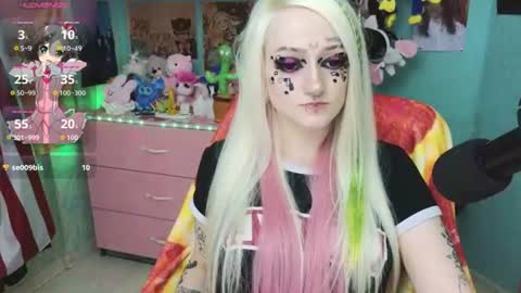 Manuela online show from 23, 7, 2026