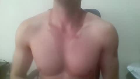 Snapshot of manuelcadavid18 chatting on 28, 4, 2026 manuelcadavid18 online show from 28, 4, 2026
