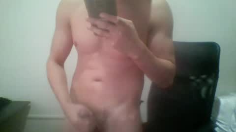 Snapshot of manuelcadavid18 chatting on 4, 5, 2026 manuelcadavid18 online show from 4, 5, 2026