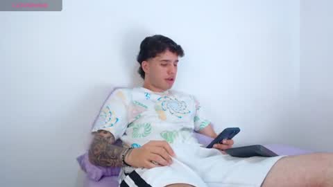 Snapshot of manuelr77 chatting on 12, 6, 2026 Manuel online show from 12, 6, 2026