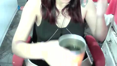 Manu Escarlate online show from 15, 3, 2026